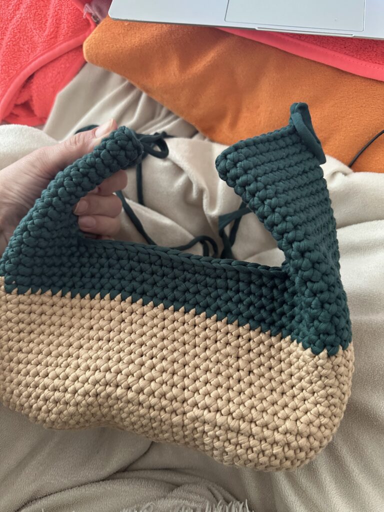 finished egg bag