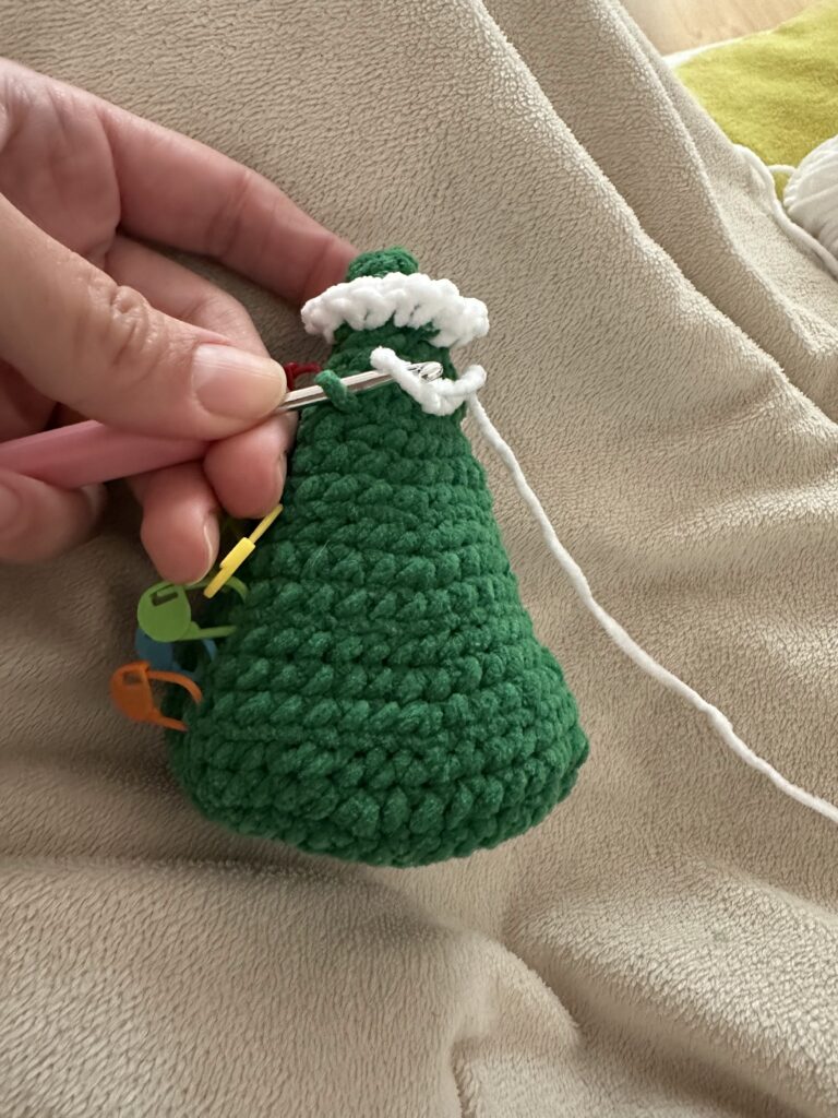 crochet christmas tree