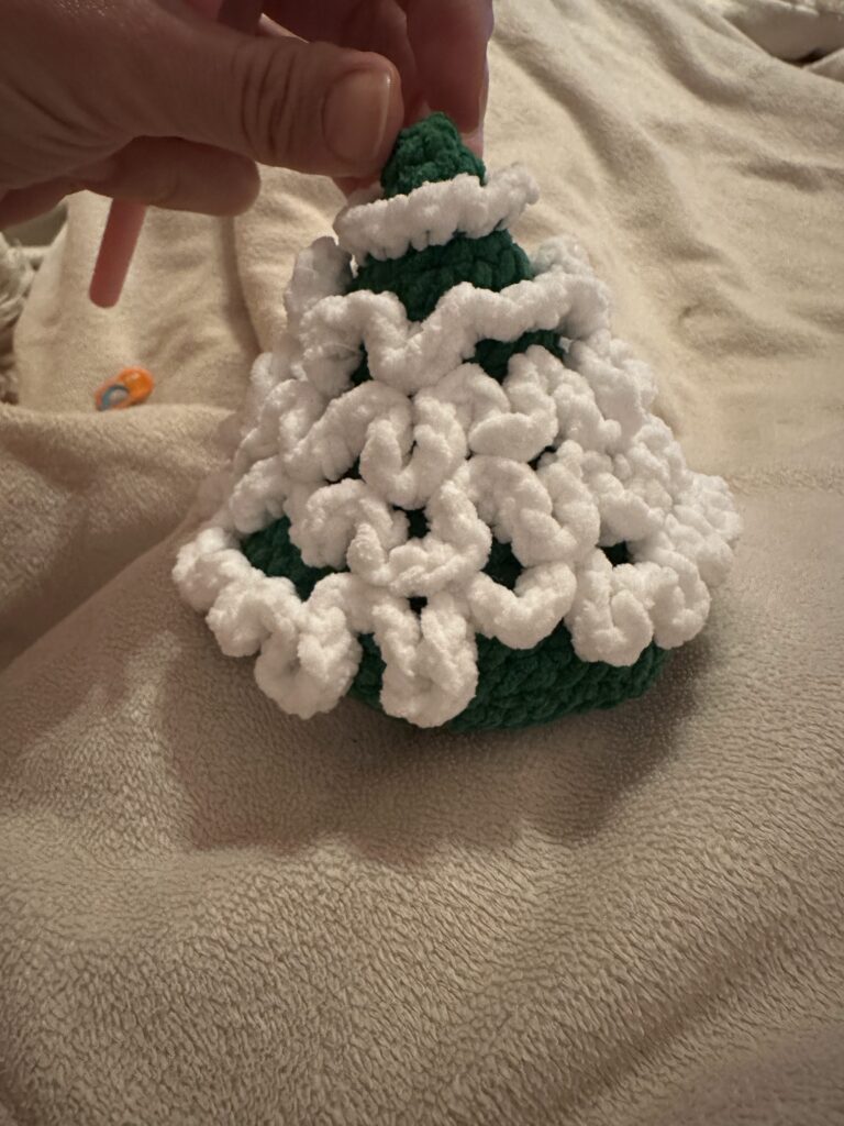 crochet christmas tree
