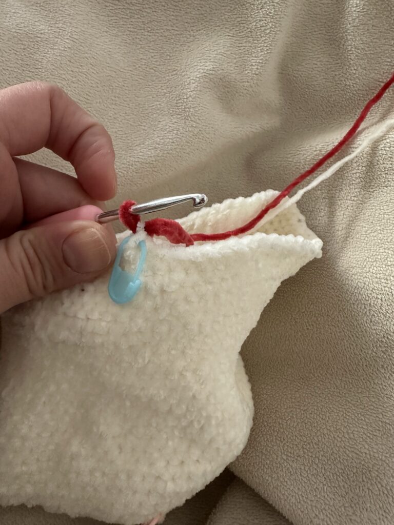 Backloop slip stitch crochet pillow