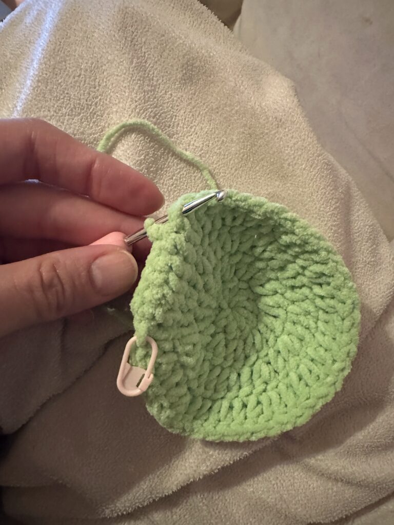 crochet coaster amigurumi popping frog